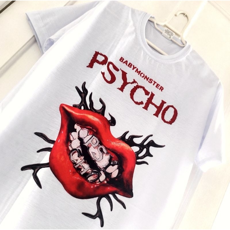 LANÇAMENTO] Camiseta Unissex 'We Go Up' BABYMONSTER Ahyeon