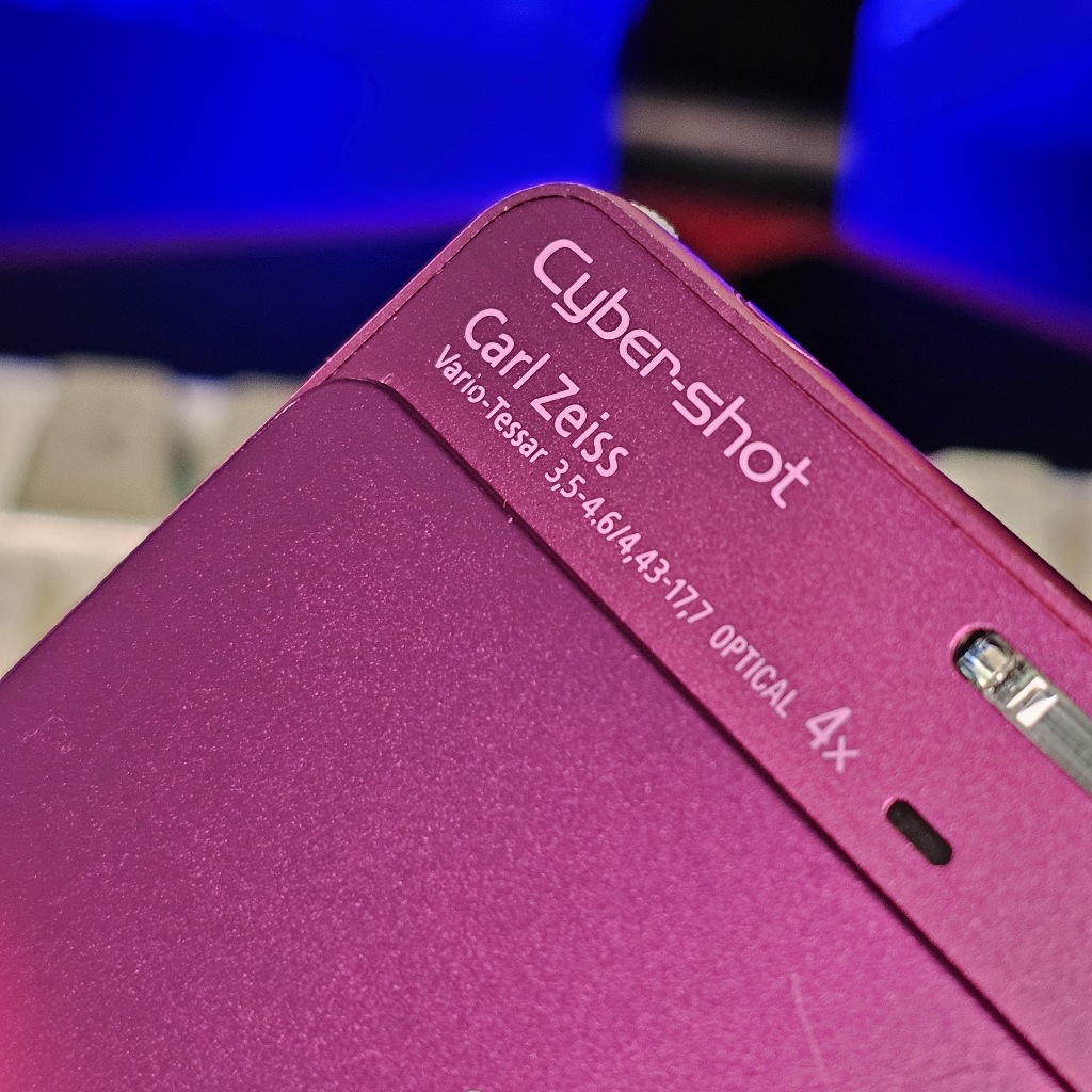 Camera Sony Cyber-shot DSC-T99 Rosa completa id162 | Shopee Brasil