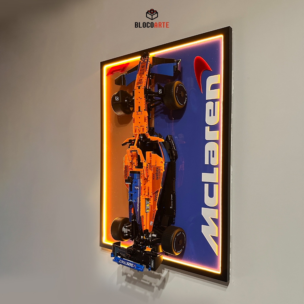 Quadro Expositor Lego F1 McLaren | Caixa Alta 54x74cm Fosco