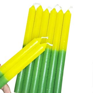 Vela palito amarela e verde - meio Kg com 16 unidades de 18 Cm em Oferta na Shopee