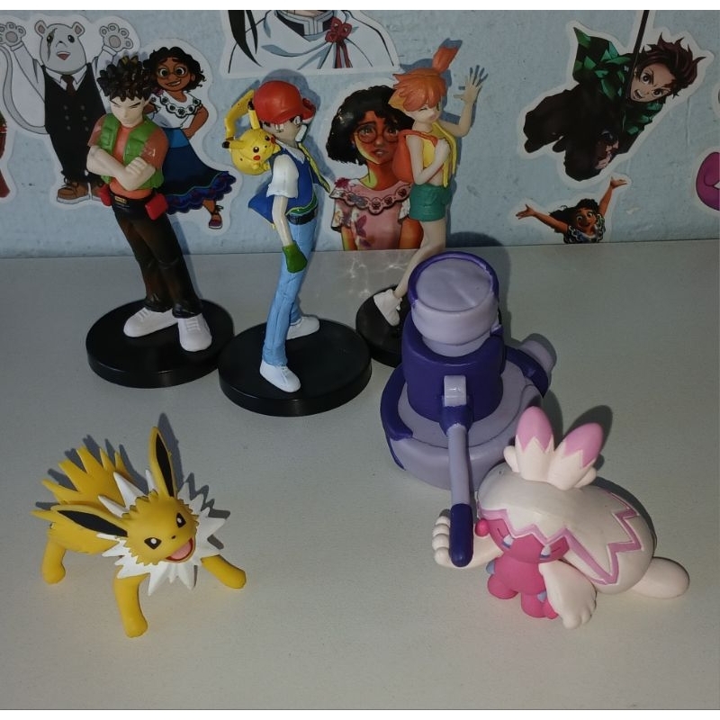 BONECO MINIATURA ACTION FIGURE POKEMON JOLTEON SCALE WORLD TINKATON ...