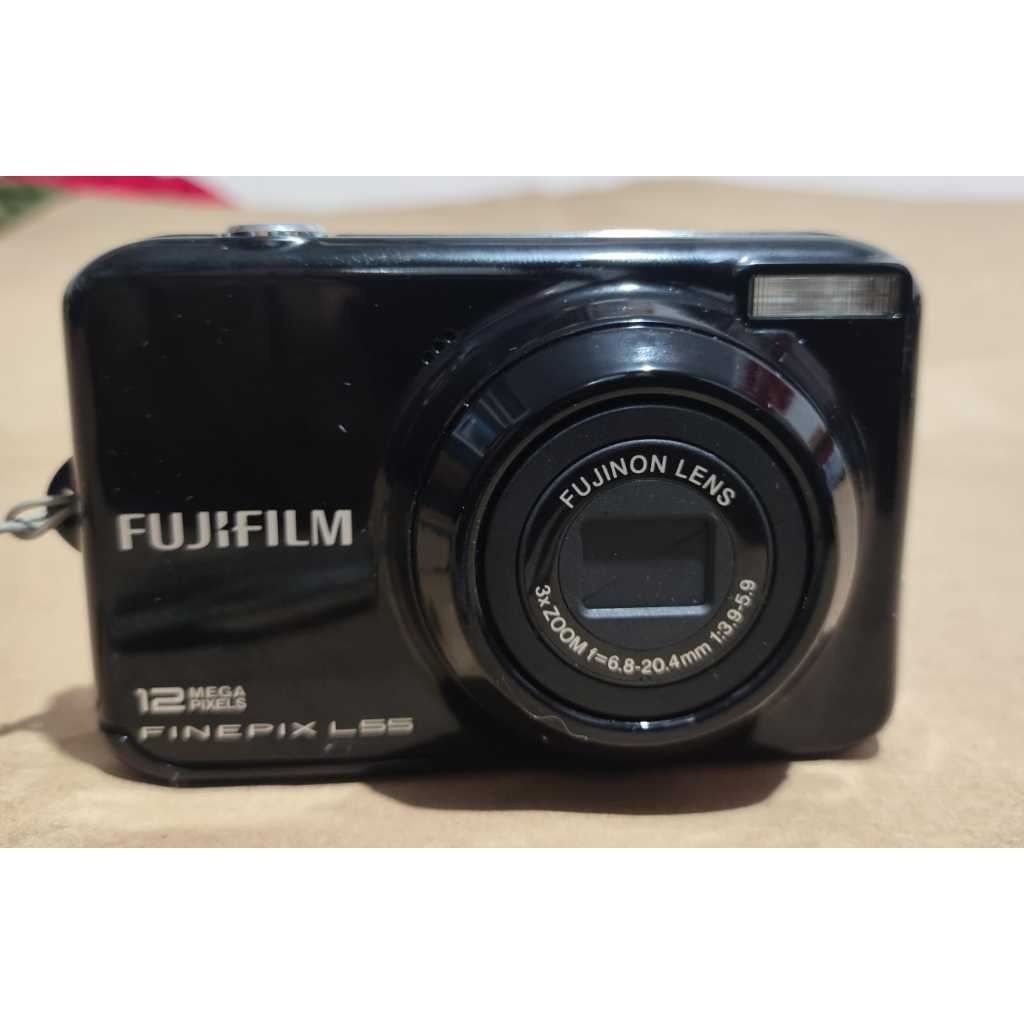 Câmera digital Fujifilm Finepix L55 de 12.0 MP 3X Funcionando com