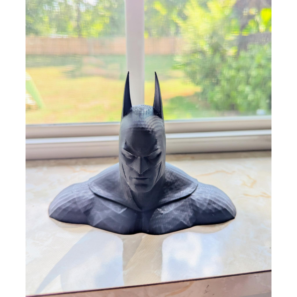 Busto Batman 13cm Impressão 3D Ultra Detalhado – Escultura Colecionável Decorativa