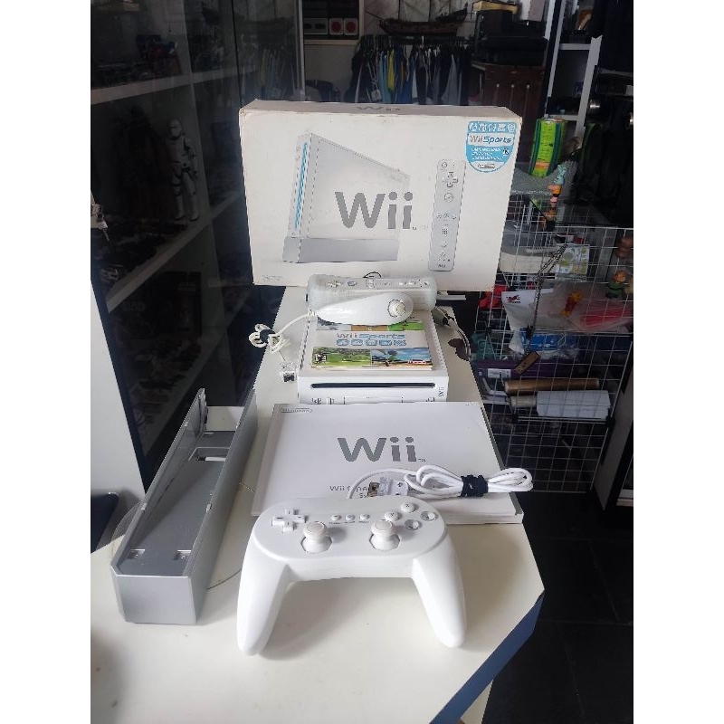 Nintendo Wii Completo com jogos manuais , caixa