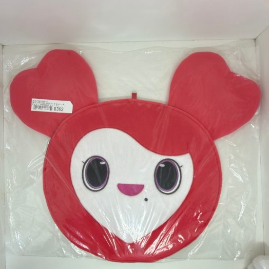 twice lovely plush merch official momo sana nayeon chaeyeoun