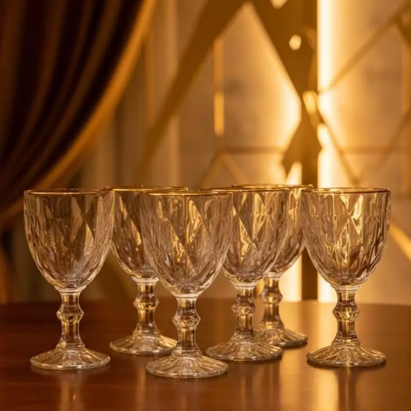 Taça Diamond com Borda Dourada