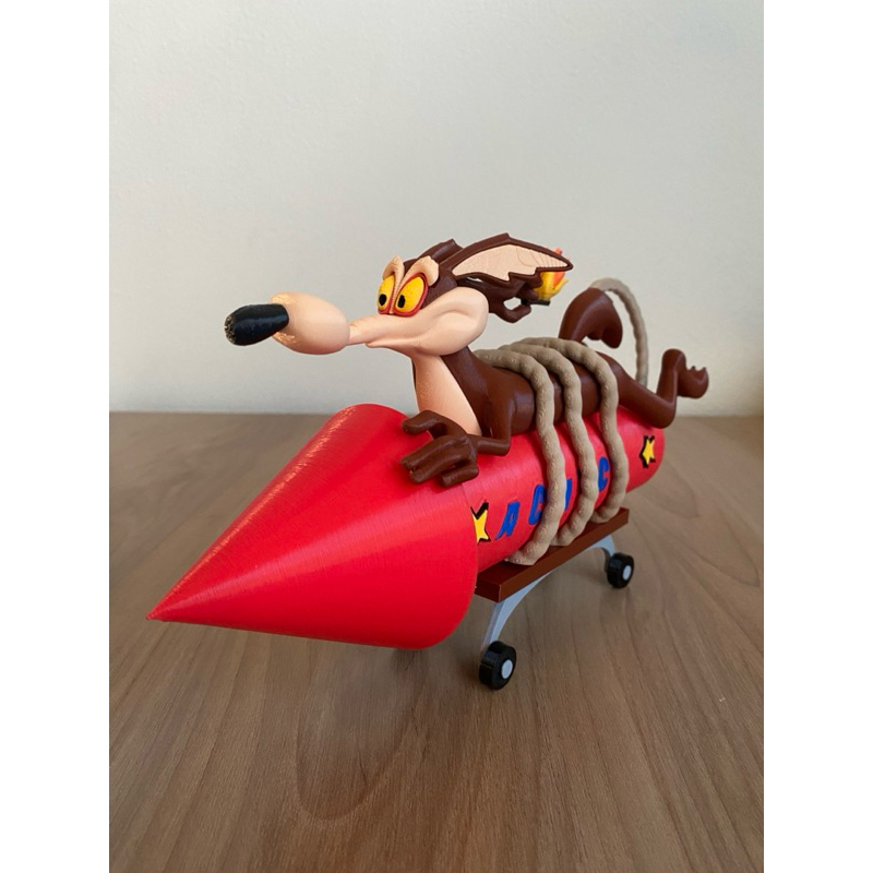Boneco Colecionavel Wile E Coyote Coiote 20cm Action Figure Figura