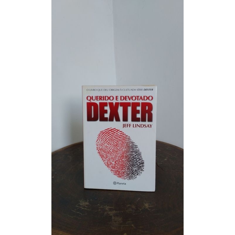 Querido e Devotado Dexter - Jeff Lindsay | Shopee Brasil
