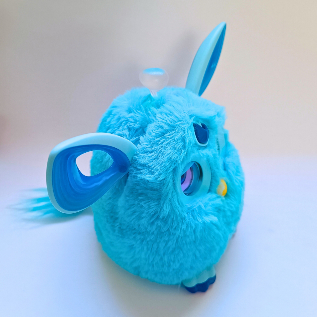 Furby Connect Azul Hasbro Pelúcia com Máscara (Semi-Novo Impecável