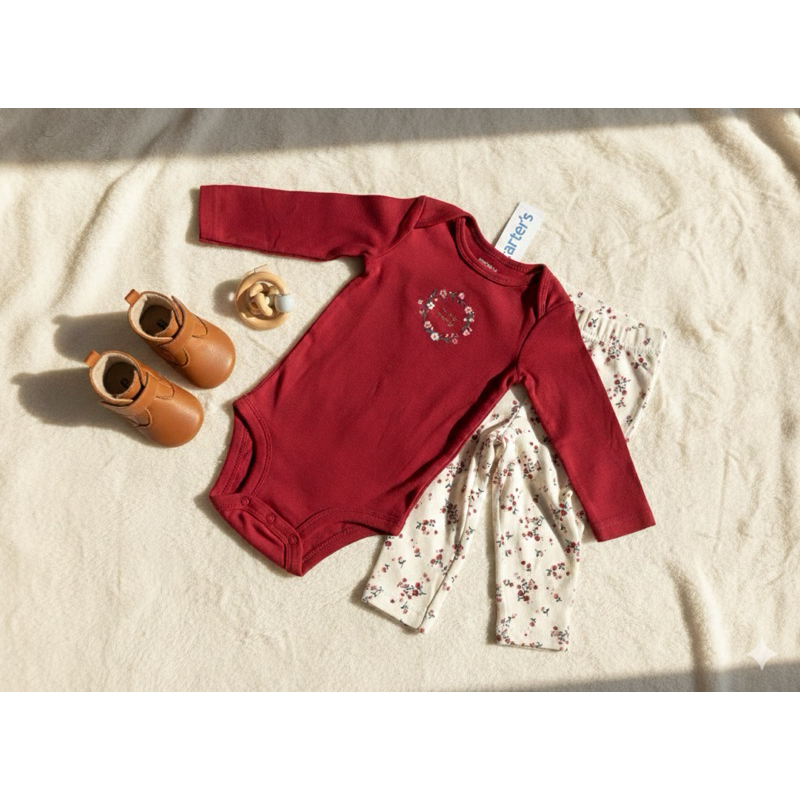kit 3 peças Carter’s , 2 body e uma calça  com babadinho, 6 meses importado original em Oferta na Shopee