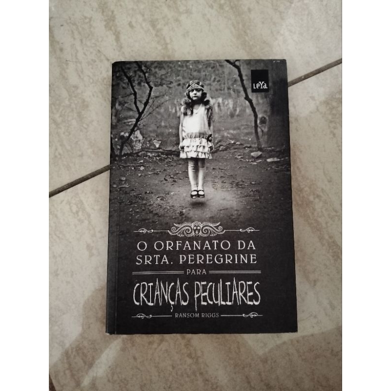 O lar da srta. peregrine para crianças peculiares