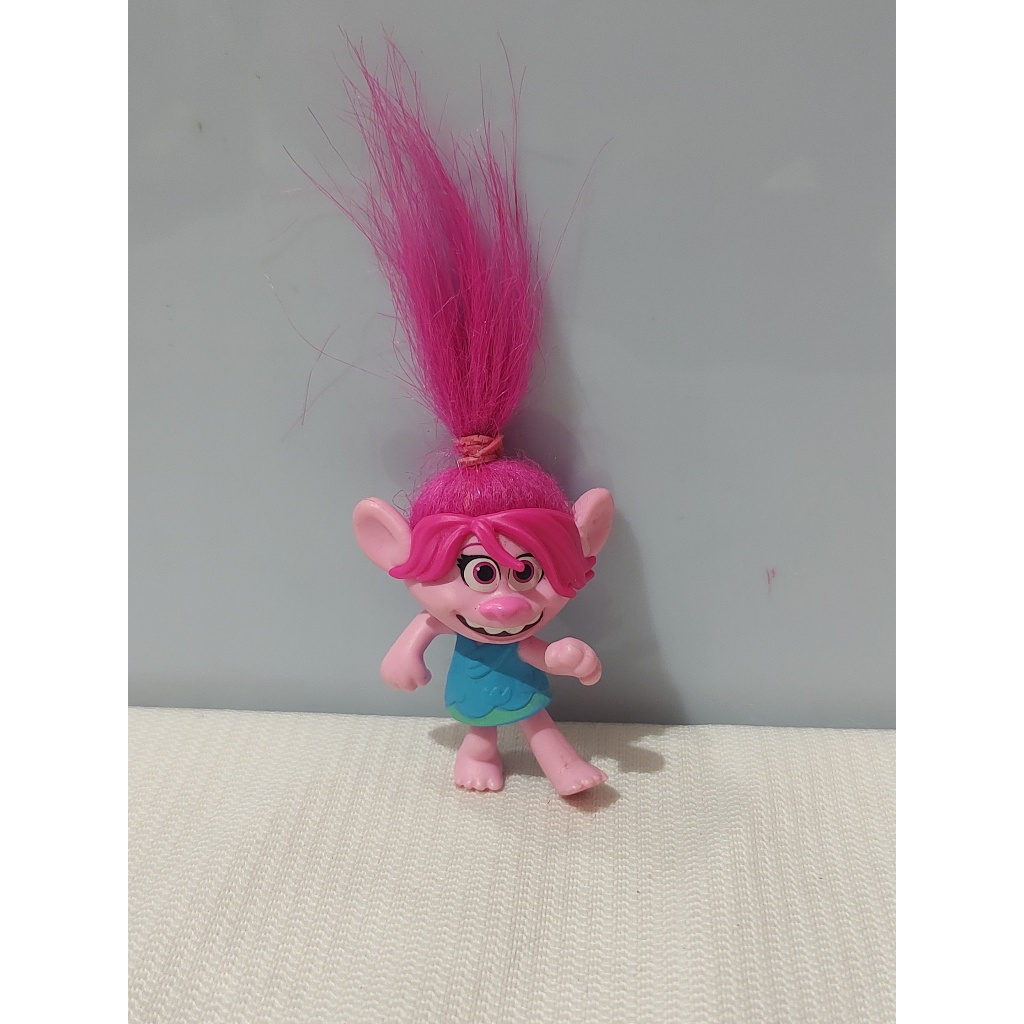 Boneca Miniatura Rainha Poppy Trolls World Tour Hasbro – 6cm | Shopee ...
