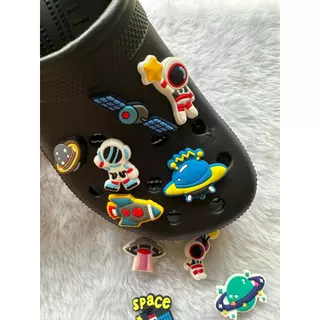 04 a 8 Pins/Bottons Emborrachados Para Babuche - Espaço
