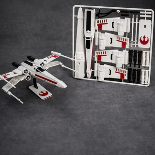 Kit Avião de Montar Brinquedo Nave Espacial X-Wing para Montagem Colecionável Exclusivo Decoração