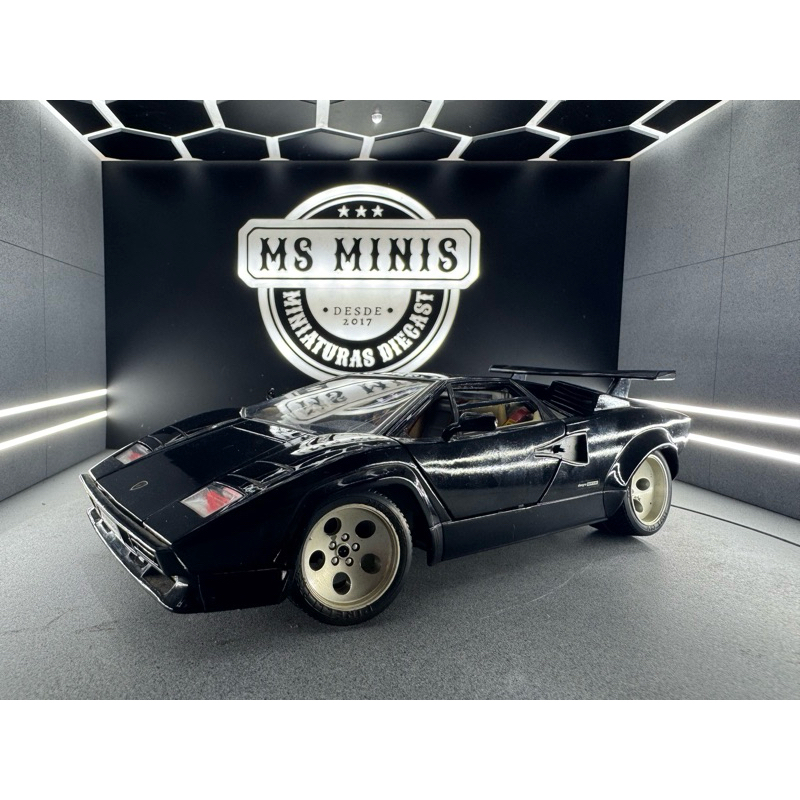 Miniatura Burago Lamborghini Countach 1988 escala 1/18 Miniatura