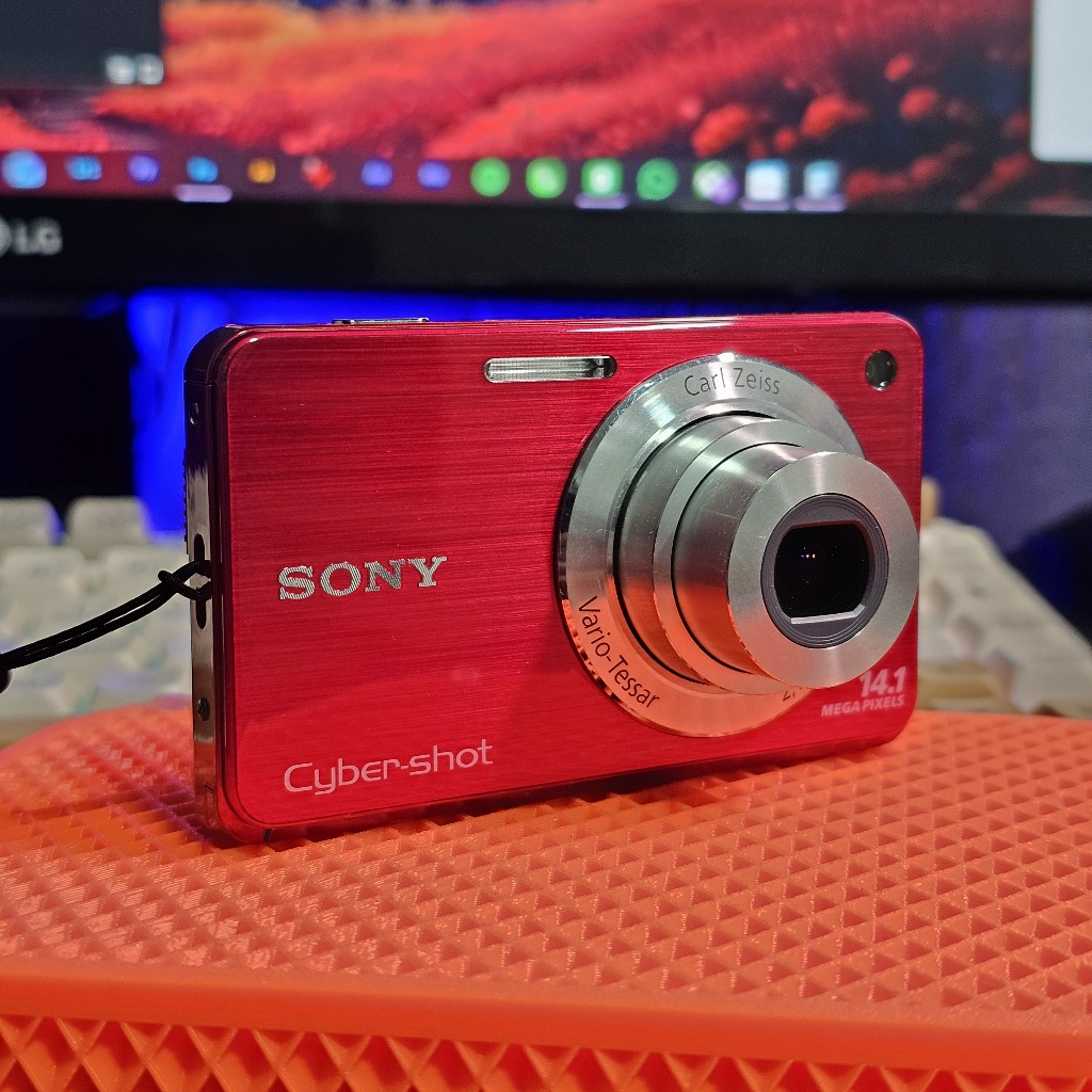Camera Digital Sony DSC-W560 muito nova vermelha | Shopee Brasil