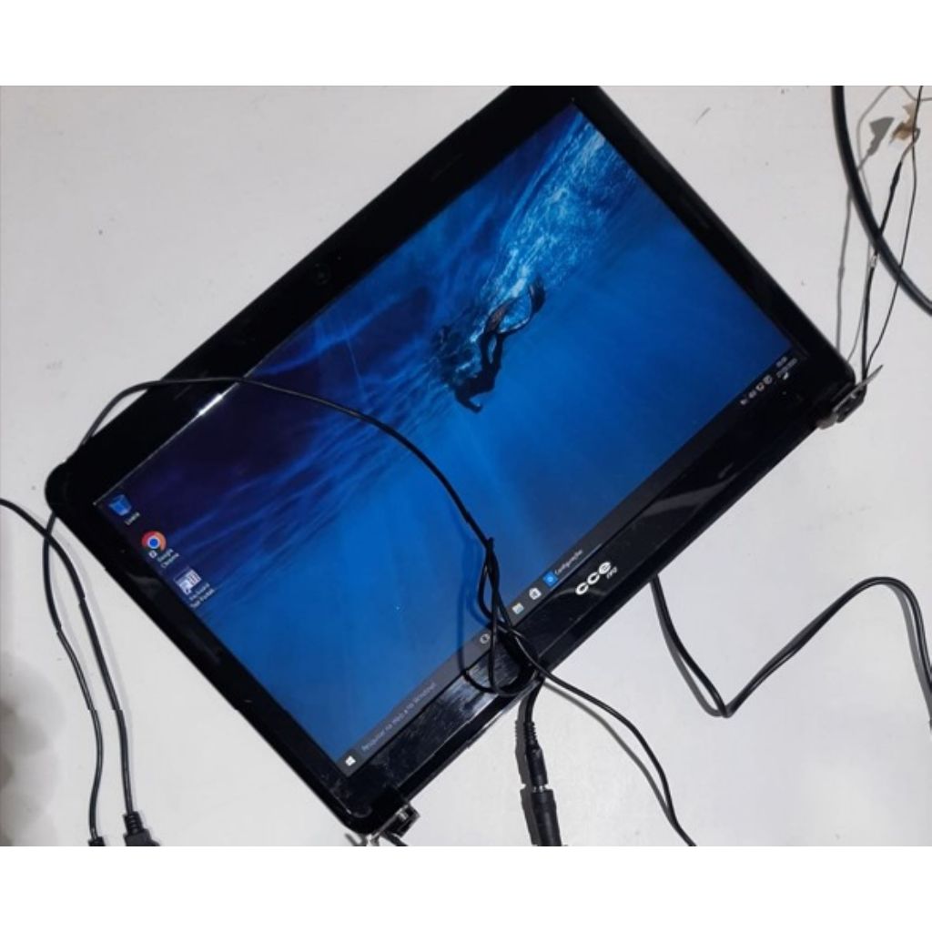 Tela Led 14 led 40 pinos Notebook Samsung Np370e4k C/ Manchinhas ...