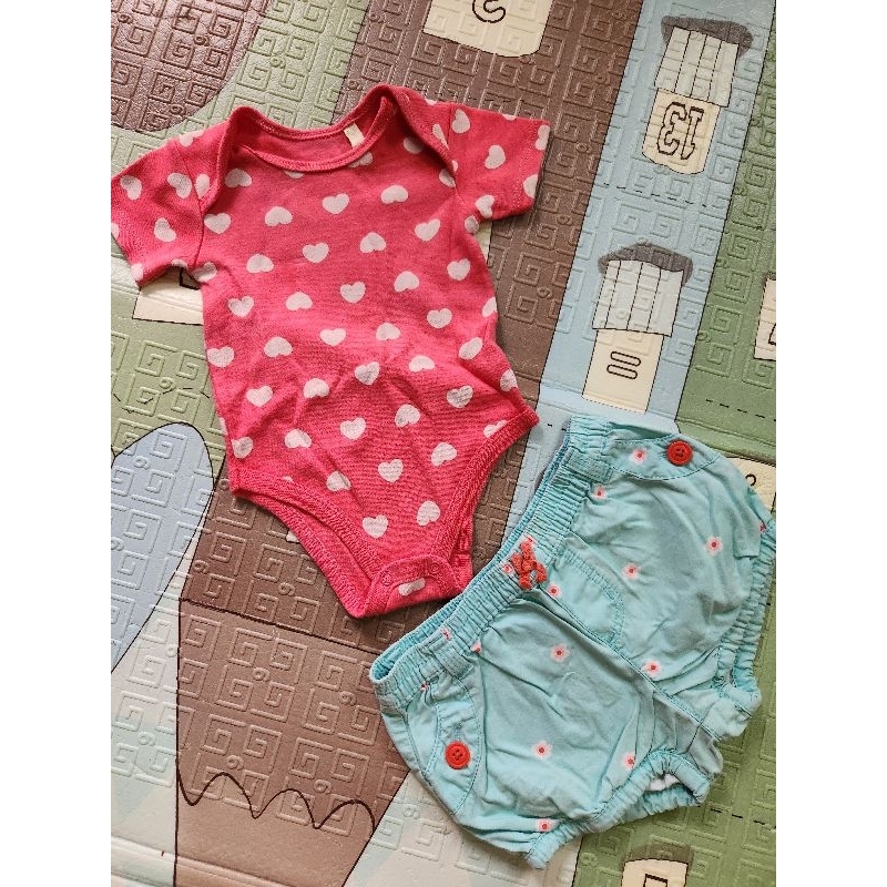 [ Desapego baby] Body baby cub e shortinho Carters 6 meses bebe menina em Oferta na Shopee