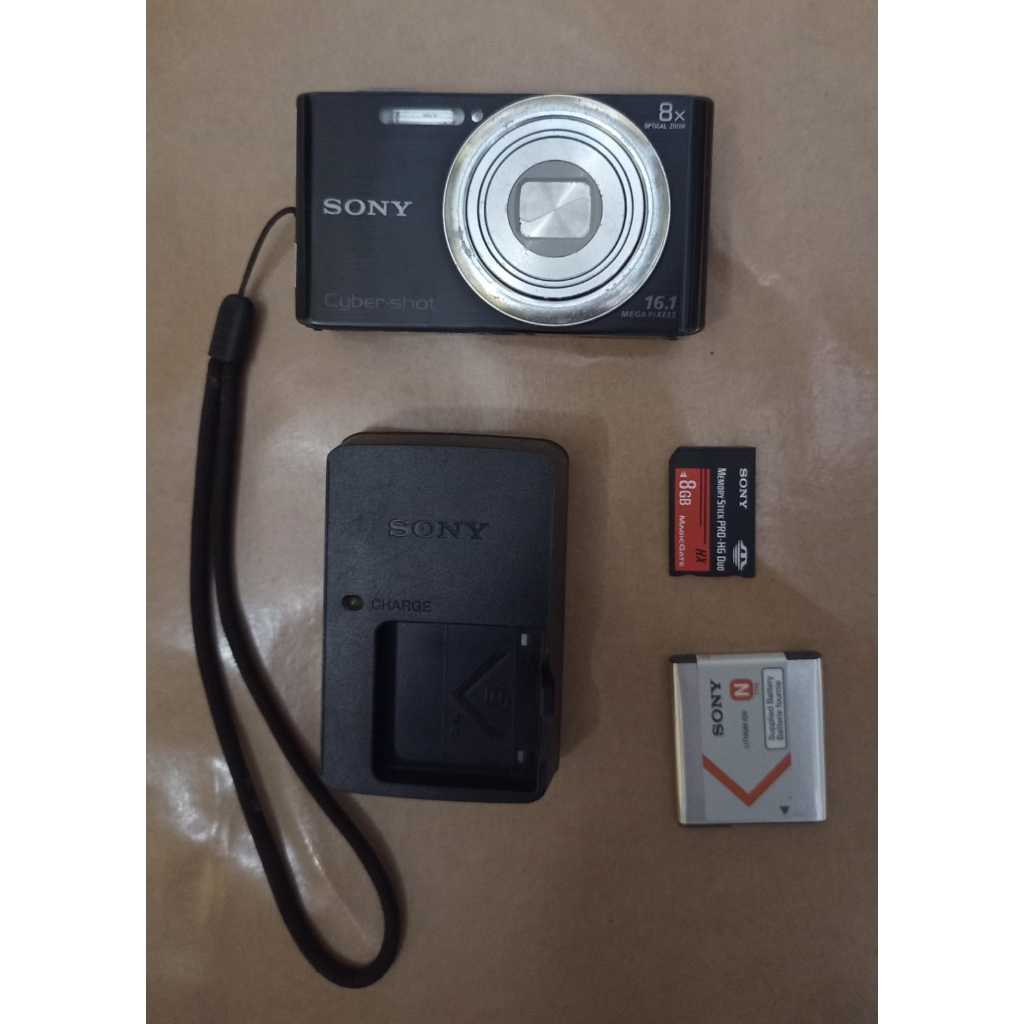 Câmera Digital Sony Cyber-shot DSC-W730 Preta com 16.1 MP, Zoom