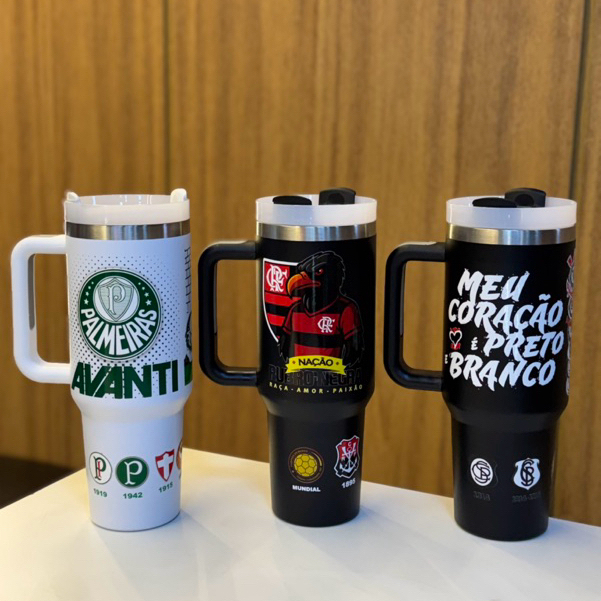 Garrafa Térmica de Água com Capacidade 1,2L Com Canudo e Alça Estampa Times do Brasileirão