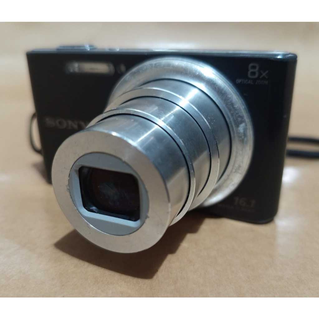 Câmera Digital Sony Cyber-shot DSC-W730 Preta com 16.1 MP, Zoom