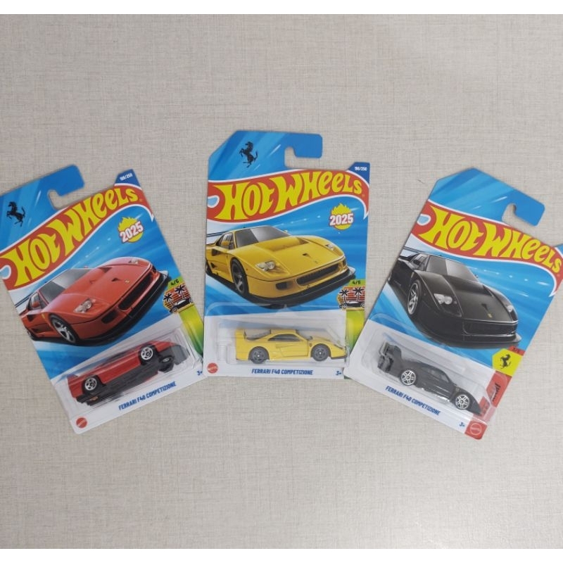 Hot Wheels Ferrari F40 Competizione - variação de cor a escolha