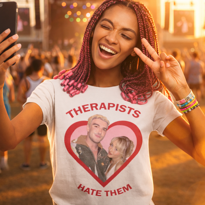 Camiseta Jão e Sabrina Carpenter Therapists Hate Them 100