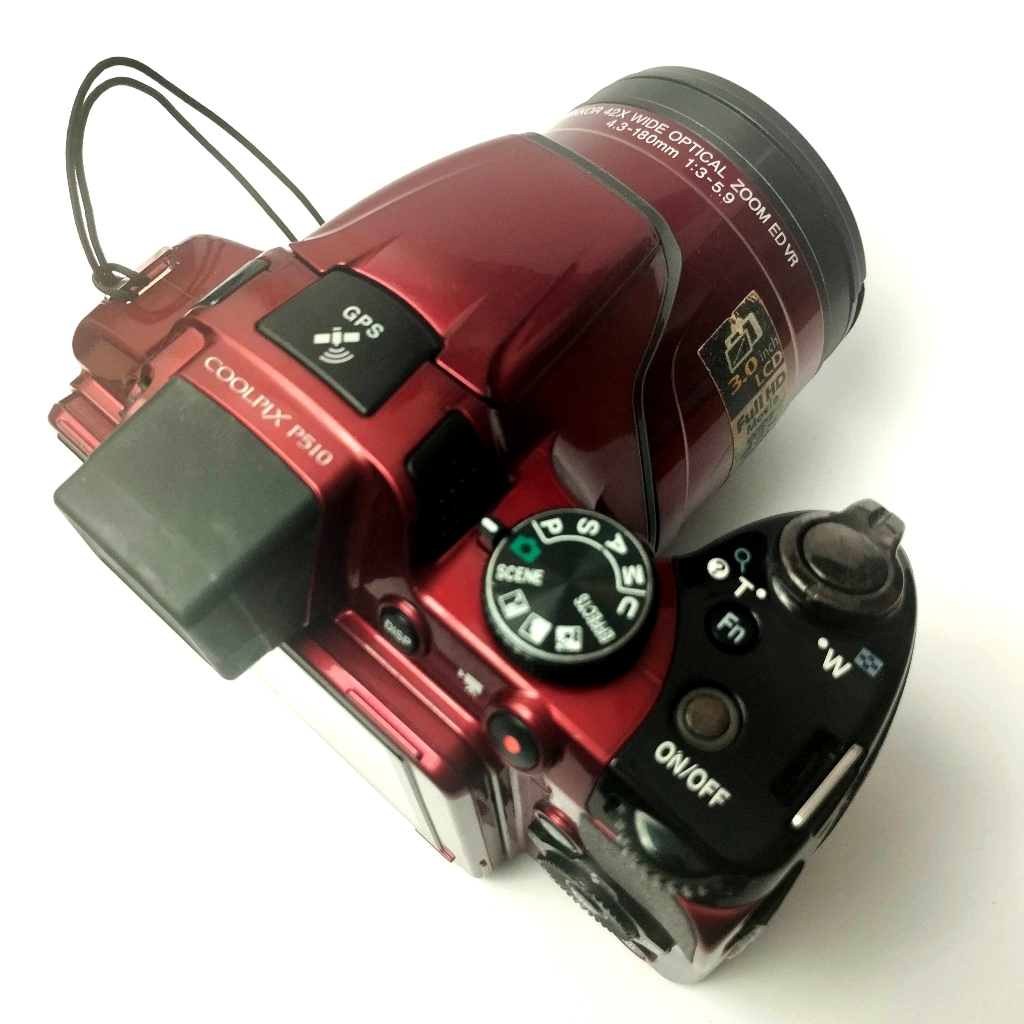 Câmera Digital Nikon Coolpix P510 - P530 – 16.1 MegaPixels