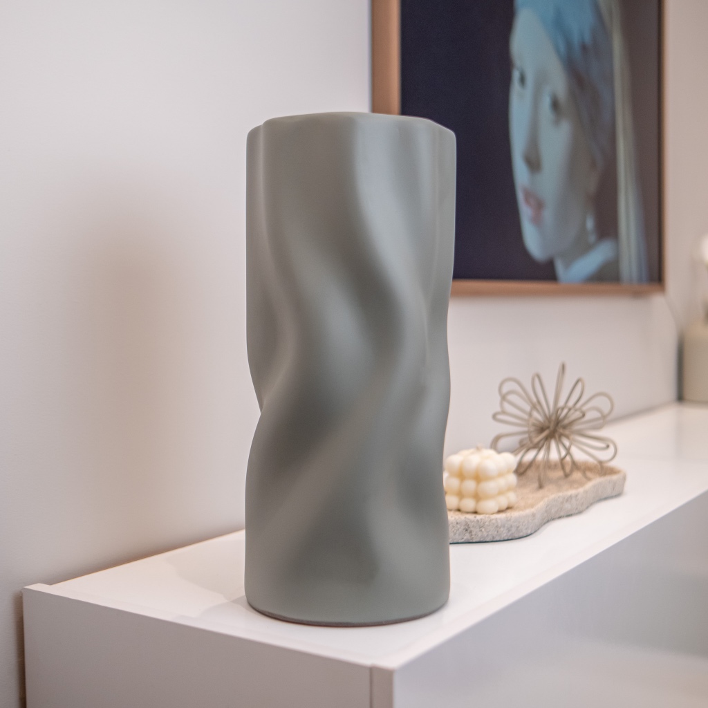 Vaso Biarritz Fendi Cerâmica - Tamanho M 26cm | Tamanho G 33,5cm