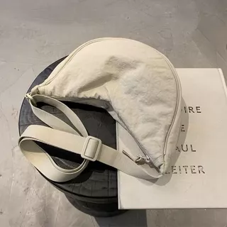 Bag Feminina Transversal Alça Regulável Versátil Impermeável Meia-Lua