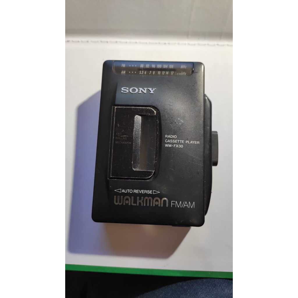 Walkman Sony WM-FX30 rádio FM AM toca fita cassete portátil auto