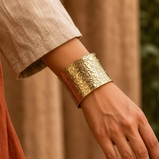 Pulseira Bracelete Deusa Feminino com Gravura Dourado e Prata Ajustável