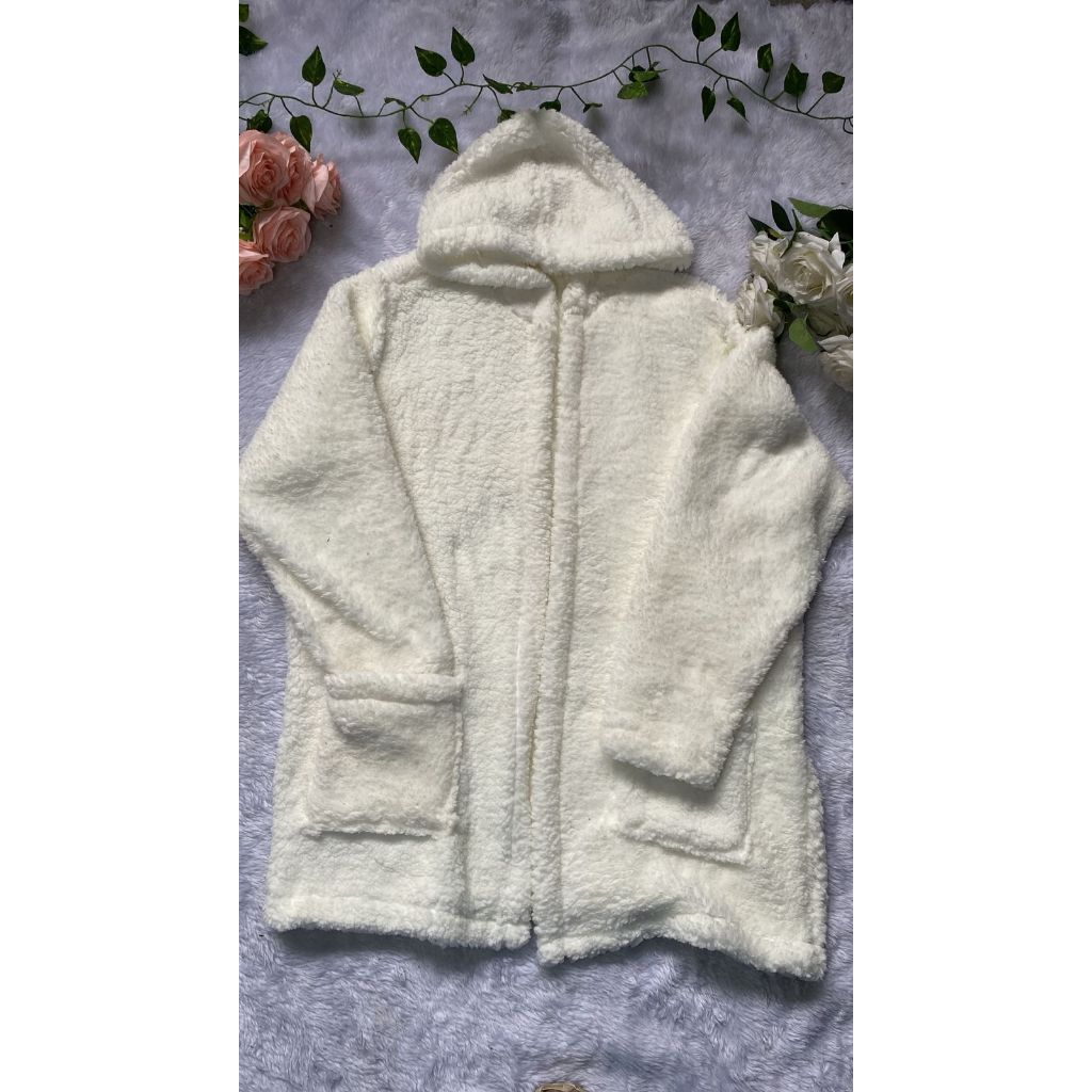 Casaco Ted Feminino sem ziper | Shopee Brasil