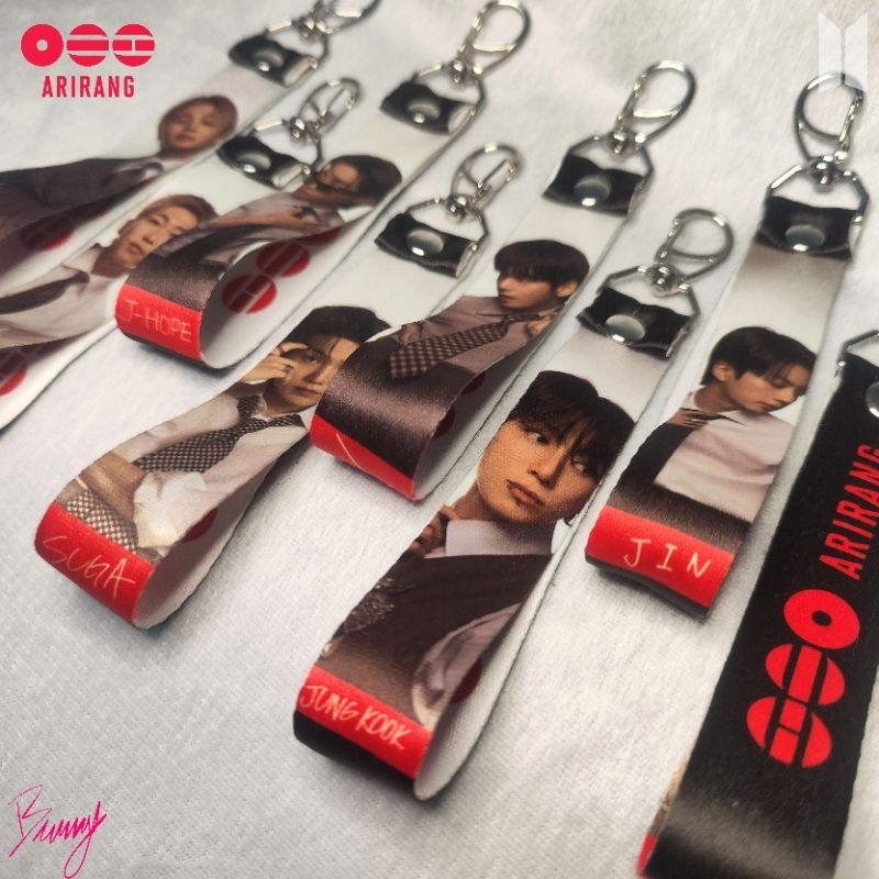 BTS ARIRANG Weverse特典 キーホルダー コンプ 7点×3 全員 BTS ARIRANG chaveiro kpop Coreia idols | Shopee Brasil