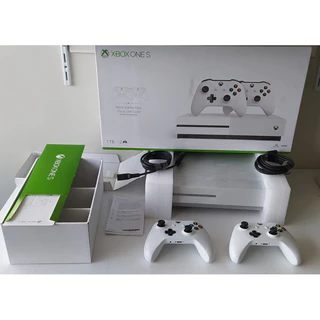 Console Xbox One s 1 TB Novo Vitrine 2 Controles Originais Caixa Cabos