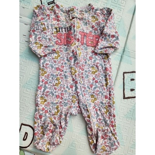 [Desapego baby] Macacão similar Carters sister tam 3 meses bebe menina em Oferta na Shopee