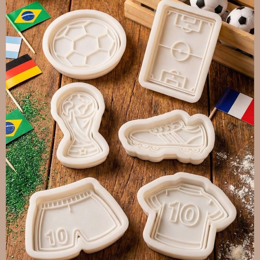 Kit 6 Cortadores de Biscoito Copa do Mundo 6 cm com Carimbo 
