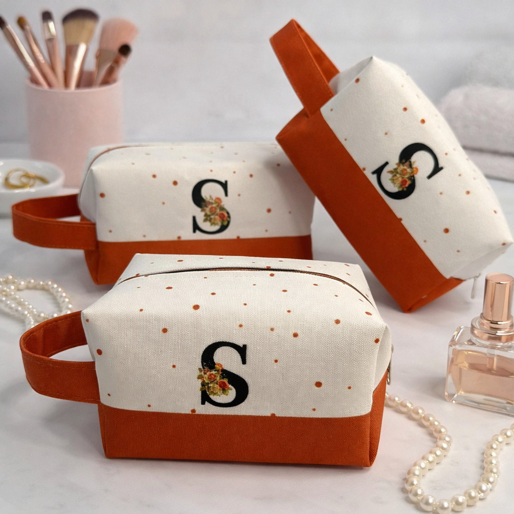 Necessaire personalizada com a inicial — foto 6