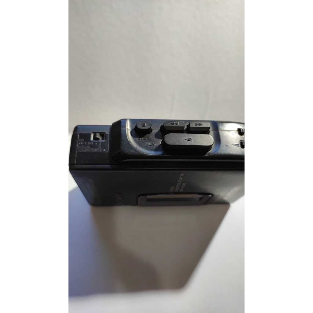 Walkman Sony WM-FX30 rádio FM AM toca fita cassete portátil auto