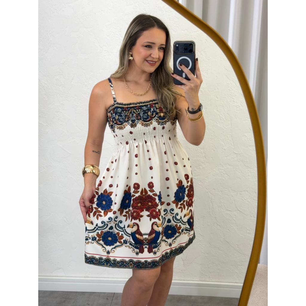 Vestido curto estampado com alças reguláveis — foto 3