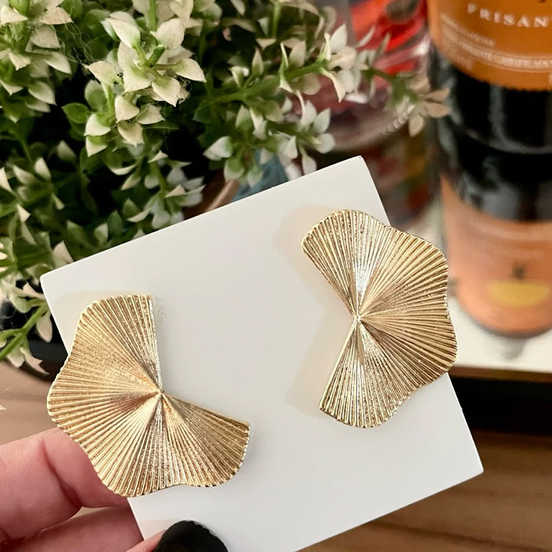Brincos Femininos Dourado Sortidos |Banho ouro 18k | Excelente Durabilidade