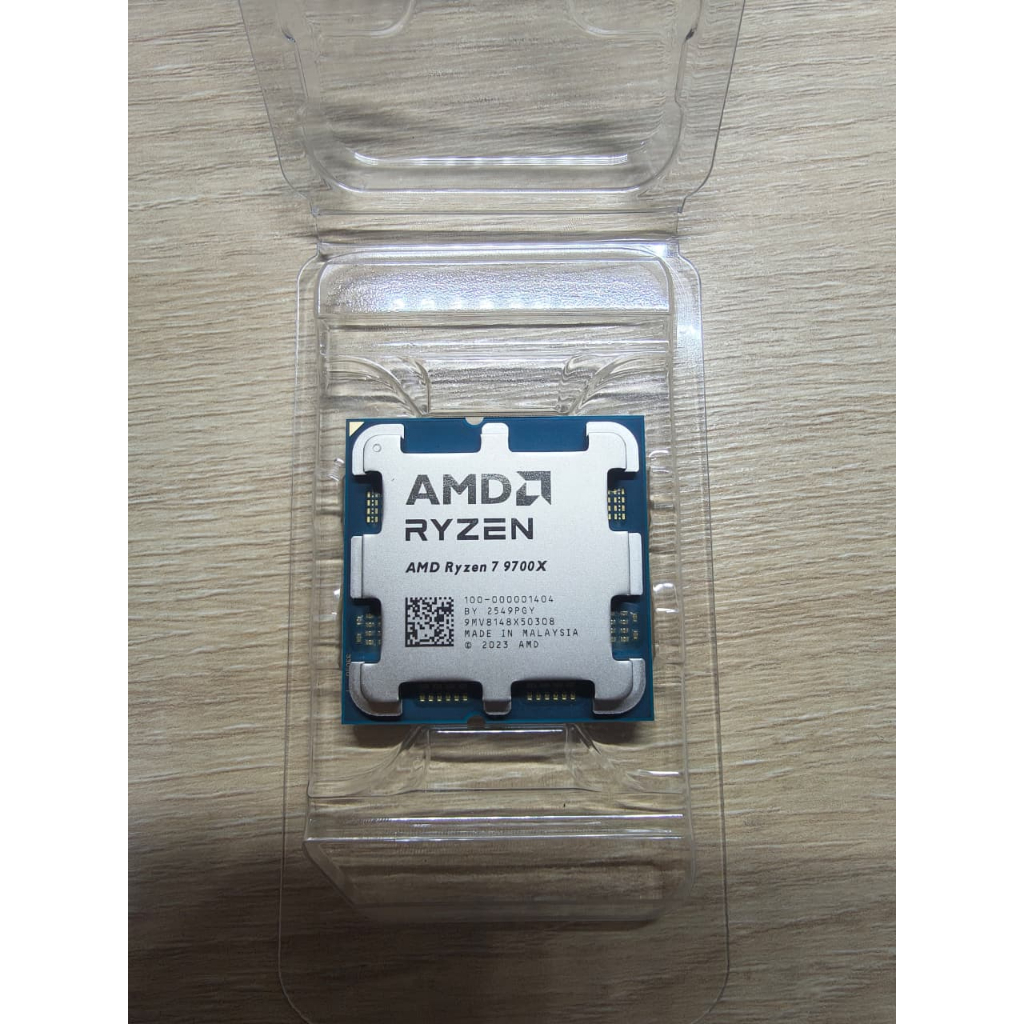Processador AMD Ryzen 7 9700X, 3.8GHz (5.5GHz Turbo), 8 Cores, 16
