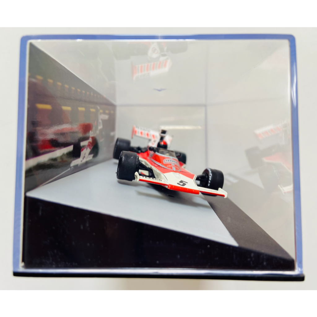 Miniatura Mclaren M23 - E. Fittipaldi - W. Champion F1 1974