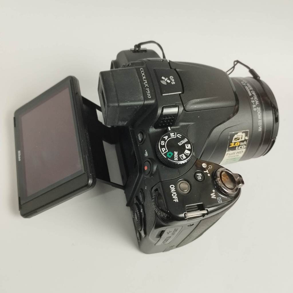 Câmera Digital Nikon Coolpix P510 - P530 – 16.1 MegaPixels