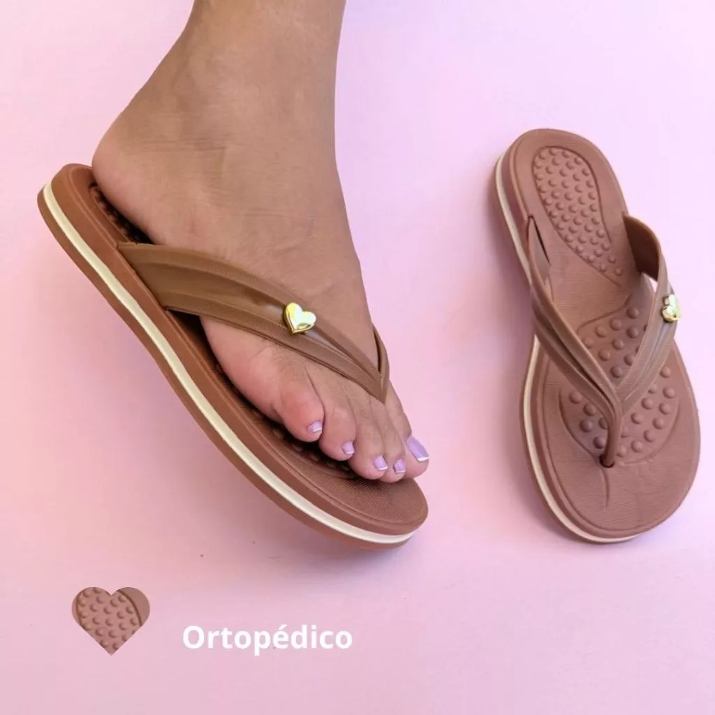 Chinela Feminina Ortopédica Detalhe de Coração Brilho Confortflex Mais Vendida