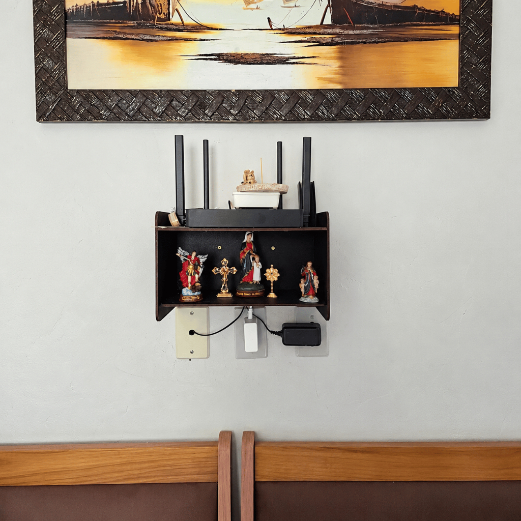 Prateleira Invisível Roteador Suporte Parede Acomoda Controle TV Modeno Video Game MDF Durável