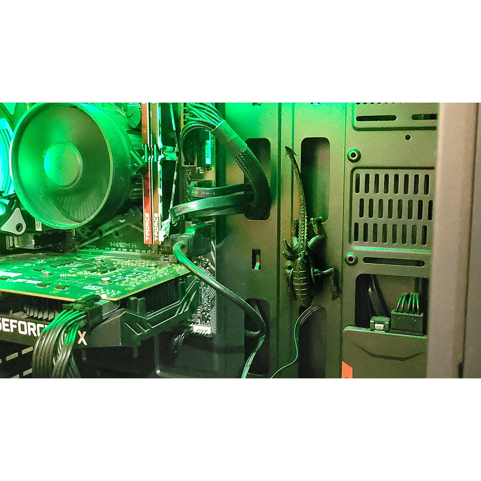 Alien Xenomorfo Decorativo para Setup Gamer | Action Figure para PC RGB ...