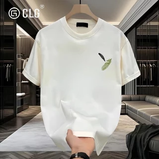 Camiseta Masculina Oversized Branca Estampa Pena Minimalista Costas CLG Streetwear Unissex