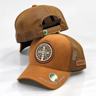 Boné Country Medalha de São Bento Religioso Trucker Americano Masculino Aba Curva