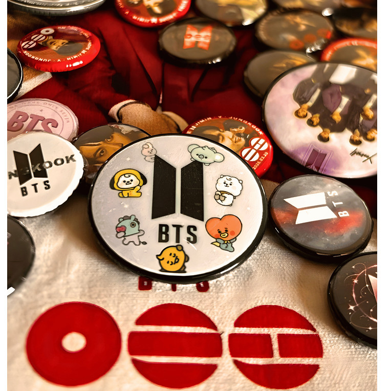 Kit Bottons BTS Personalizados 4,5cm ou 2,5cm com Alfinete | Fãs Army ...